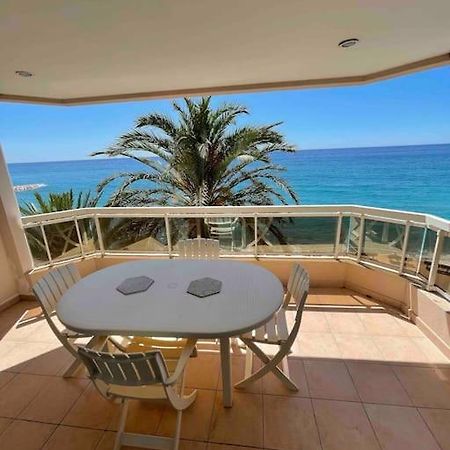 Appartement Bord De Mer Avec Garage Menton Bagian luar foto