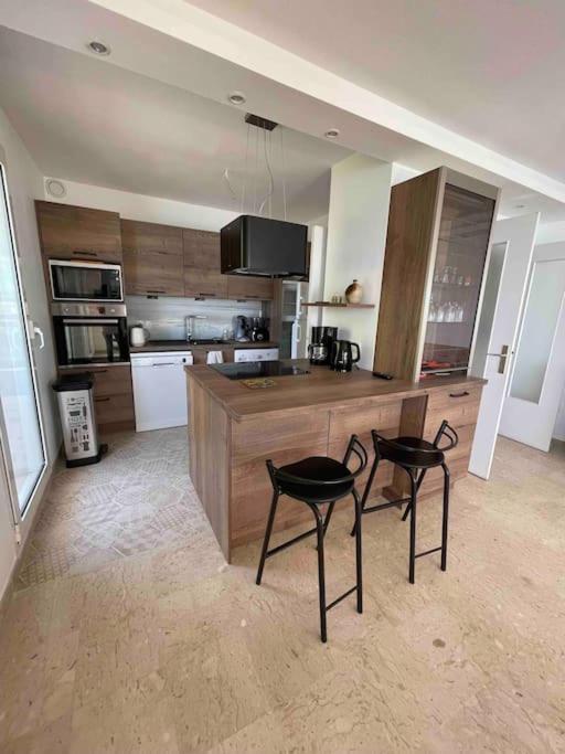 Appartement Bord De Mer Avec Garage Menton Bagian luar foto